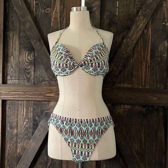 Aeropostal bikini halter colorful - Picture 1 of 10